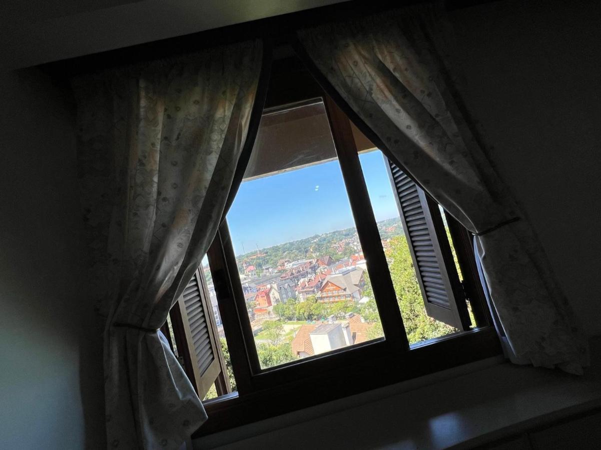 Apartamento Mrg - Linda Vista 1D 200 Mts Avenida Borges De Medeiros Gramado Exterior foto